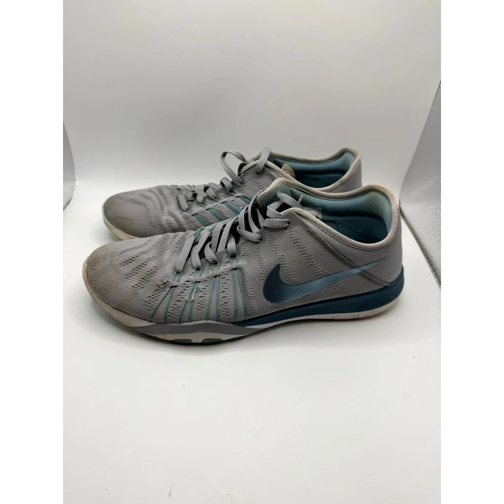 Nike Free TR 6 833413-007‎ Womens 9 Sneaker Wolf Gray Blue Mesh Running Shoes